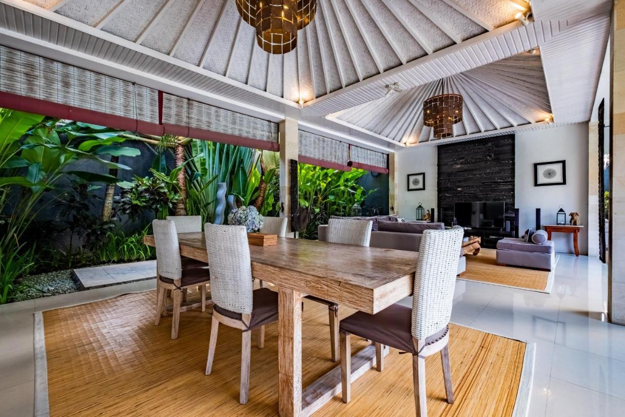 Central Seminyak Villa Martini Εξωτερικό φωτογραφία
