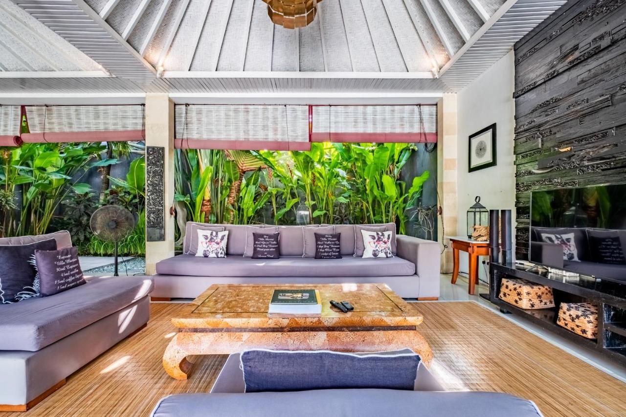 Central Seminyak Villa Martini Εξωτερικό φωτογραφία