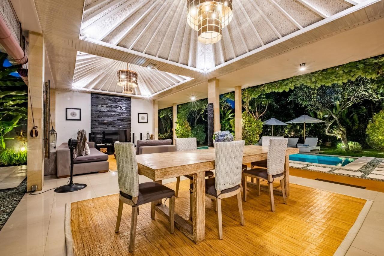 Central Seminyak Villa Martini Εξωτερικό φωτογραφία
